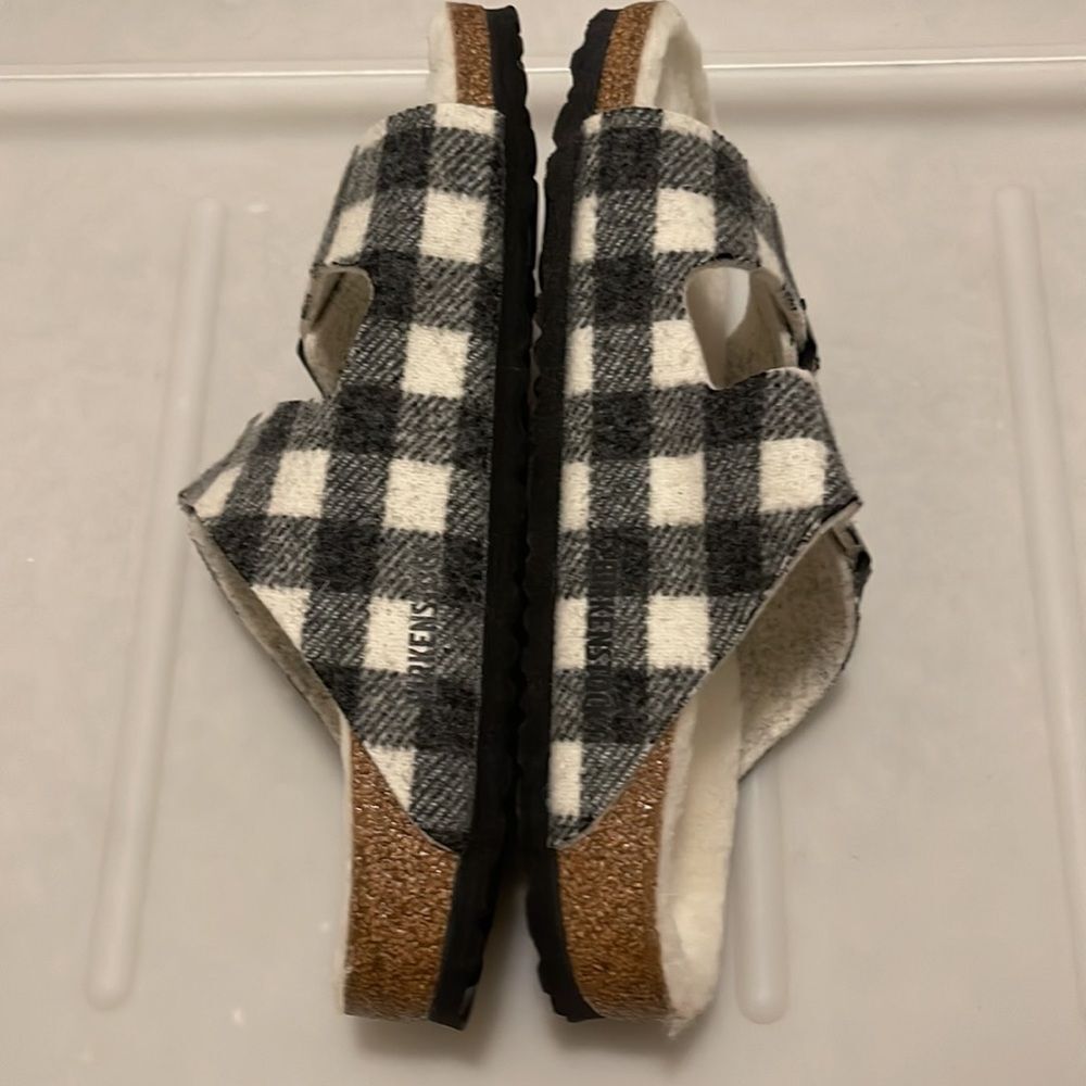 New Birkenstock Fleece Lining Gingham Sandals - Picture 5 of 6